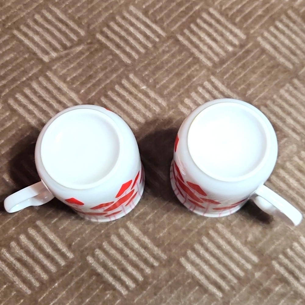 Heart Mugs Set if 2 from Mervyn's 1990's NIB - Picture 3 of 7